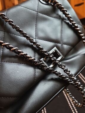Quilted Black Chain Shoulder Bag
